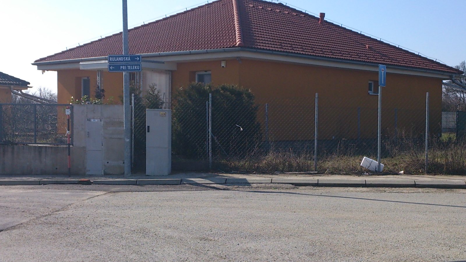 DOM 194