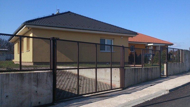 DOM195